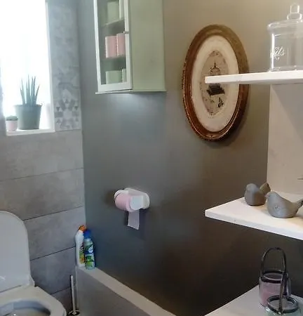 La Maison D'alexandre * הונפלר